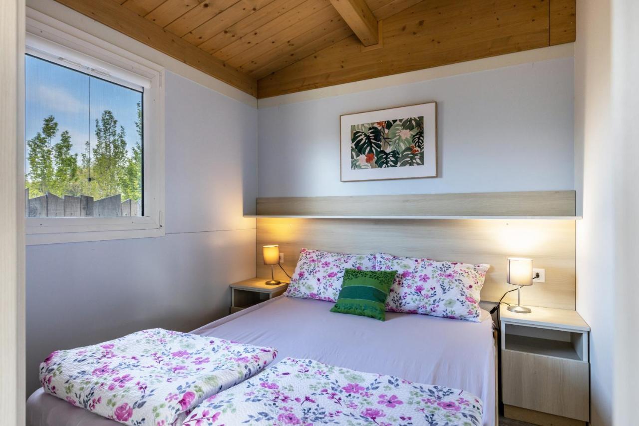 Agricamping Mabellini Orlando Desenzano del Garda Ngoại thất bức ảnh