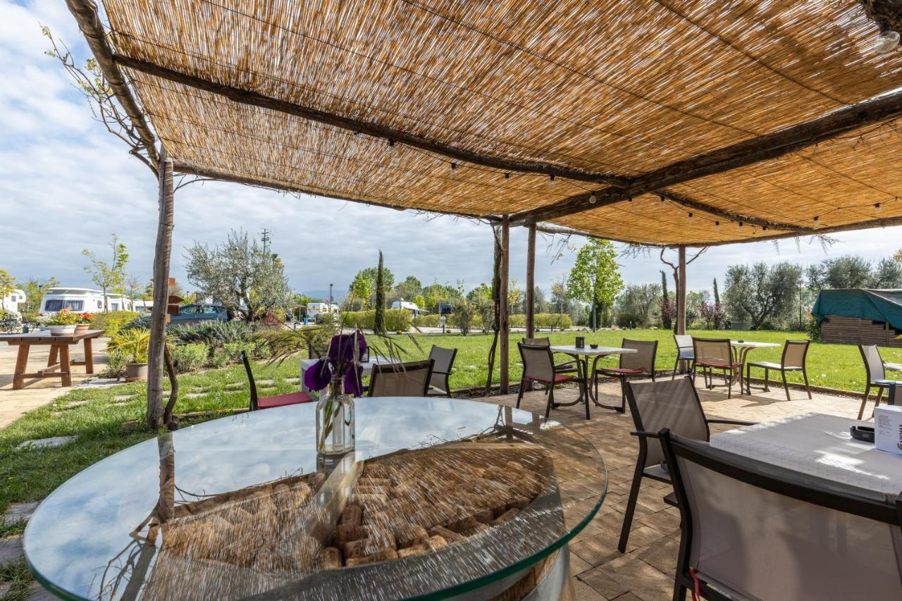 Agricamping Mabellini Orlando Desenzano del Garda Ngoại thất bức ảnh